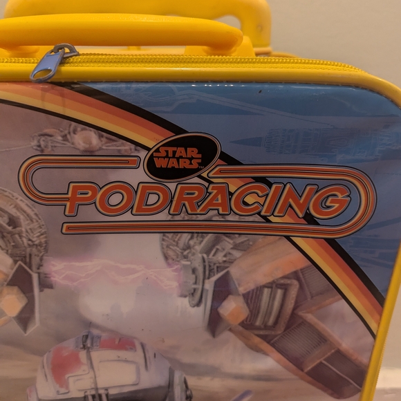 Vintage Star Wars Anakin Skywalker PodRacer Rolling Carry On Suitcase - Picture 3 of 10